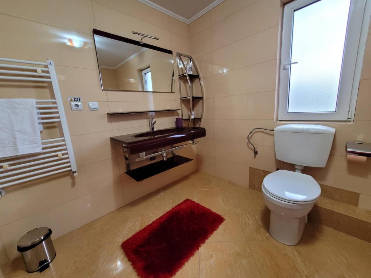 Villa Mery Moisei Luaran gambar